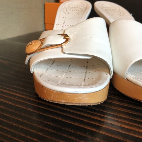 Chanel Leather sandals - Picture 5 of 17